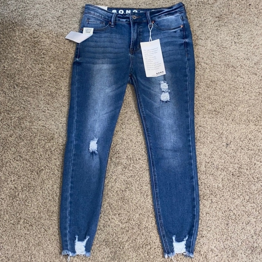 NWT S.O.N.G. ☆ Raw Hem Denim Jeans Size 9/29